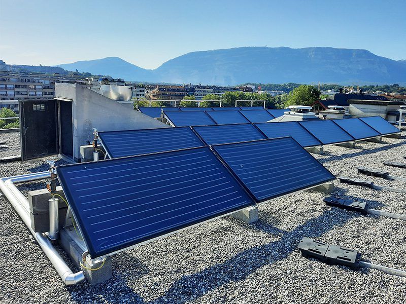Realisation panneaux solaire thermique à Grand-Saconnex