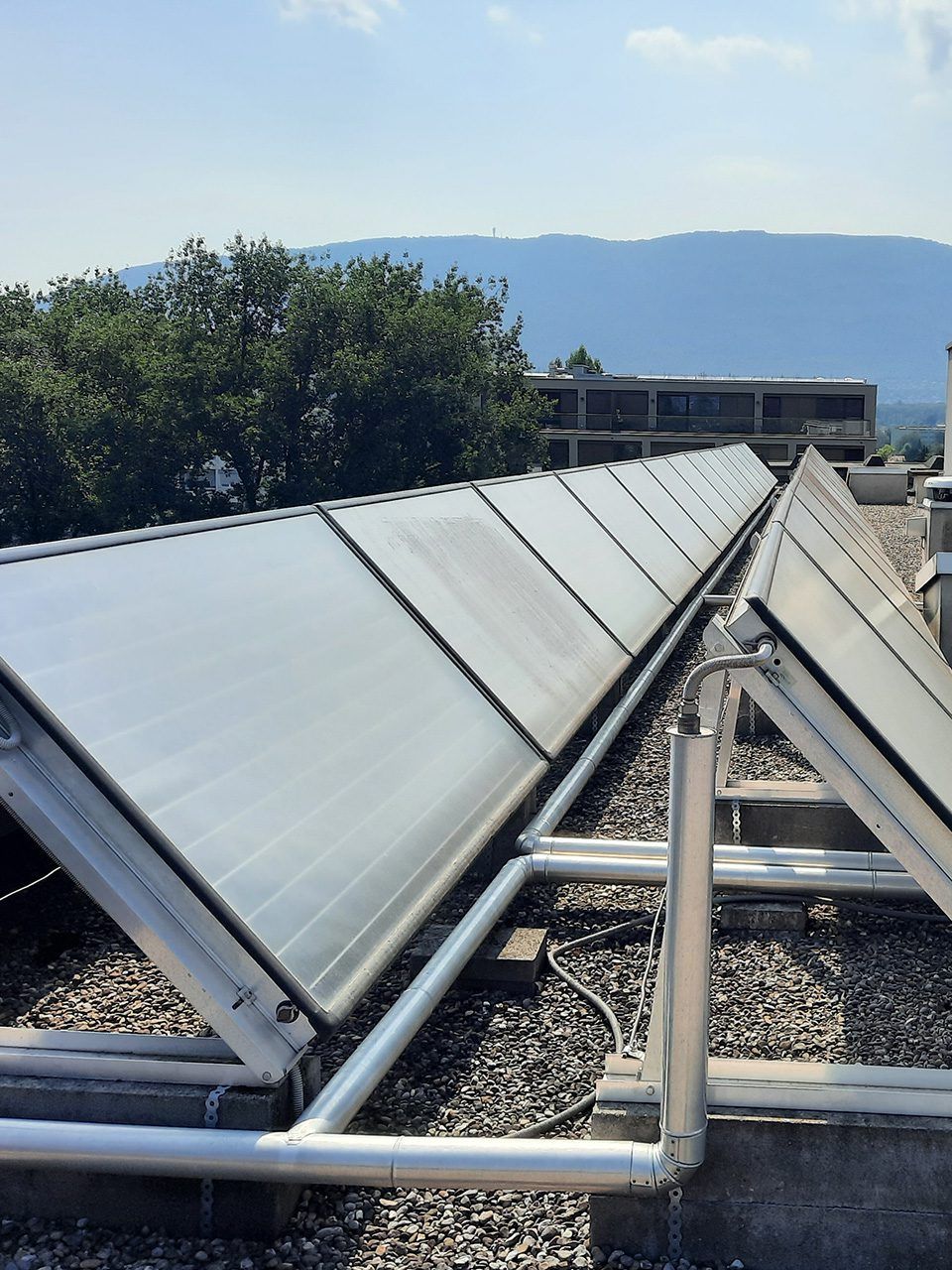 realisation panneaux solaires Suisse